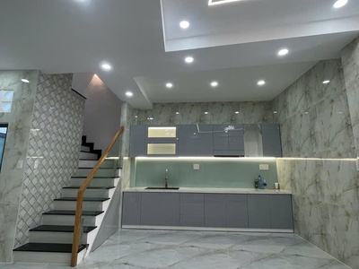 Mặt tiền thụt ngay lê quang sung , sát chợ minh phụng, 47m2 quận 6 chỉ 6,9 tỉ 2