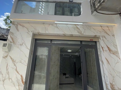Mặt tiền thụt ngay lê quang sung , sát chợ minh phụng, 47m2 quận 6 chỉ 6,9 tỉ 0