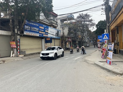 Sẫn nhà 4 tầng kinh doanh sầm uất-mặt phố lâm tiên- vỉa hè đường rộng 15m- dòng tiền 15tr/th 3
