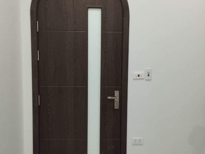 Cửa vòm nhựa gỗ composite 1