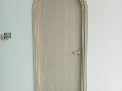 Cửa vòm nhựa gỗ composite 2