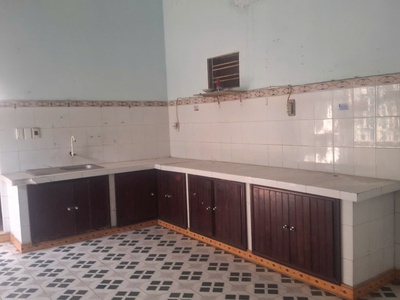 Nhà lô góc 2 tầng   mặt tiền âu cơ   đang thuê 15tr/tháng   giá chỉ 4.4 tỷ 2