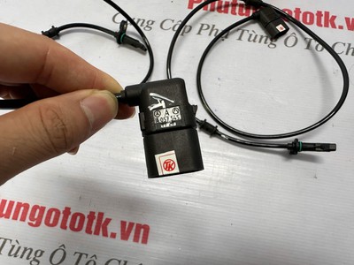 Cảm biến tốc độ  ABS  sau xe Mercedes C180, C200 W205   A2059058503 1