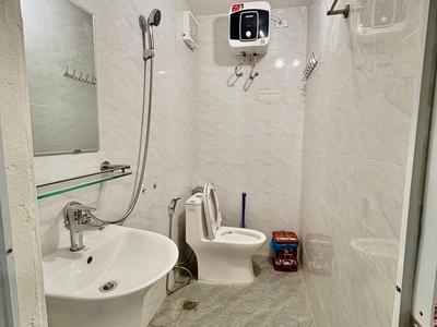 Cho thuê nhà 1 tầng gác xép  dtsd 32m2  nội thất, ngõ ô tô giá tốt 3