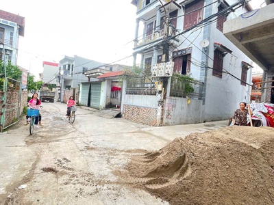 Bán đất thôn trung hậu đoài, tiền phong, mê linh. gần chợ yên, hồ ba góc 2