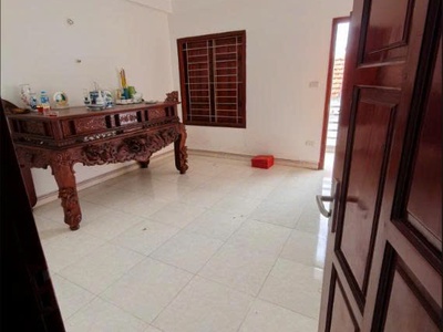 Chính cho cho thuê nhà nguyên căn tại đường đàm quang trung - long biên - hà nội 2