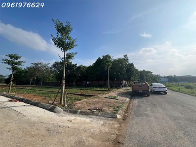 Đất nền giá f0, full thổ cư tại hoà lạc, đối diện tái định cư vai réo diện tích từ 100m2 1