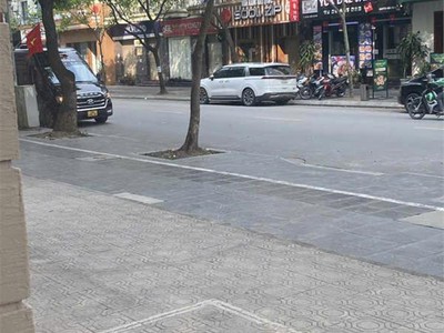 Nhà đẹp gần phố - đội cấn -138m -mt6,8m - ô tô tránh -kinh doanh - giá chỉ 3xxtr/m  qh ổn 2