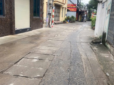 Bán đất tặng nhà 3 tầng - phạm văn đồng - ôtô đỗ cửa - kinh doanh - 35m - 7 tỷ 1