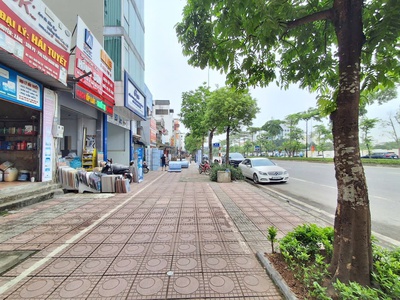  siêu hiếm   mặt phố ngô gia tự   2 mặt ngõ   vỉa hè rộng   kinh doanh đỉnh cao   vị 1