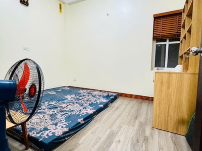 Bán nhà trung tâm bồ đề -50m -5 tầng -oto bé -ngõ cực nông-nhỉnh 9 tỷ 1