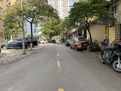 Cần bán 93,6m2 đất mặt phố Nguyễn Văn Hưởng - Sau là hồ Quán Tình, thoáng mát, sạch sẽ 2