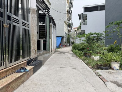 Bán 51m2 đất thổ cư Hoàng Long, Đặng Xá. Cách 50m ra đường ô tô đỗ, hồ điều hòa 2