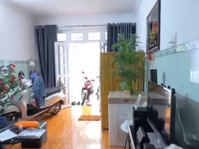 Nhà xinh 1 lầu đường 5m ô tô đỗ cửa trương thị hoa siêu thị metro q12 4