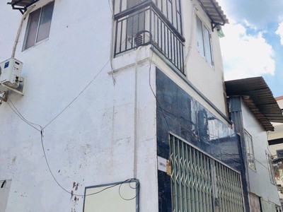 Nhà quận 7 - mặt tiền đường nguyễn văn quỳ - 2 tầng - 2 pn - giả chỉ 2.1 tỷ 0