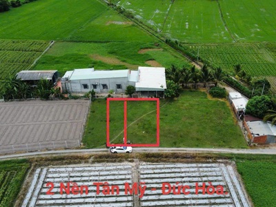 Kẹt tiền cắt lỗ 2 nền đất liền kề    diện tích :  5,5m x 23m  128m2 full thổ cư 100. 0