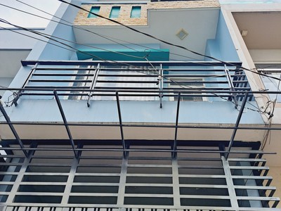 Bán nhà 55m2, 4pn, 3wc, liên khu 1-6, bình trị đông, 5.45 tỷ, sổ hồng 0