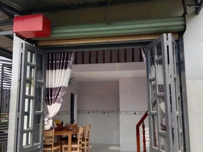 Chính chủ bán nhà nhỏ xinh   vị trí tại : mỹ hạnh nam -  đức hòa -  long an - giá bán : 370 triệu 0