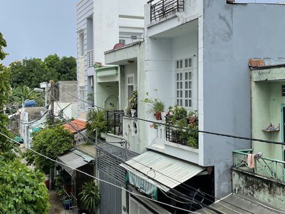 Bán nhà 55m2, 4pn, 3wc, liên khu 1-6, bình trị đông, 5.45 tỷ, sổ hồng 4