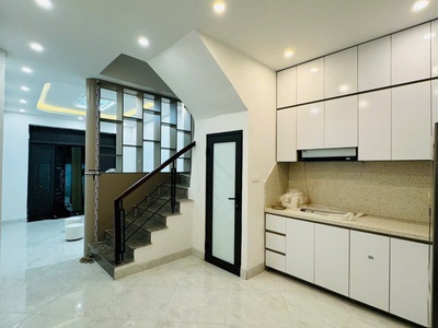 Cần bán nhà 6 tầng x 8 ngủ vip ngõ khương trung, thanh xuân 1