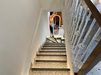 Nhà 3 tầng đẹp, đường đội cung, quận 11 2