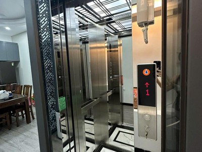 Bán nhà ái mộ 18 tỷ 55m có vỉa hè,ô tô đỗ cửa,long biên hà nội 2