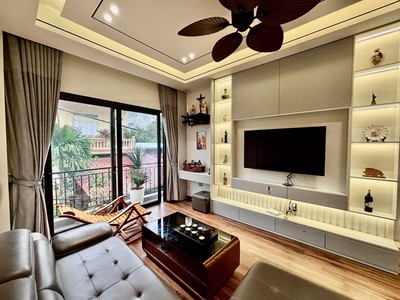 Bán nhà 12 tỷ 50m lý sơn ngõ ô tô,gara,thang máy,long biên hà nội 4