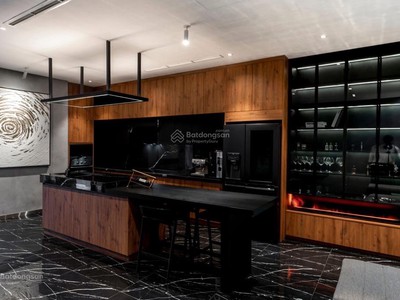 Bán nhà mặt tiền vip đồng đen, tân bình, 105m2, 5 tầng, ngang 6m, nở hậu 8m, nhỉnh 29 tỷ 2