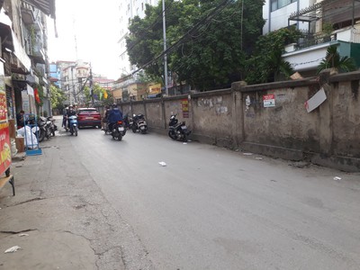 Bán nhà lĩnh nam - trung tâm hoàng mai:  nhà 6 tầng mới đẹp   ở ngay   gần phố   trươc nhà thoáng 2