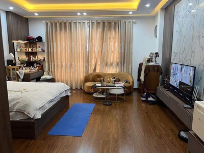 Bán nhà lĩnh nam - trung tâm hoàng mai:  nhà 6 tầng mới đẹp   ở ngay   gần phố   trươc nhà thoáng 3