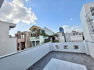 Nhà  đường thích quảng đức phường 5 phú nhuận. 4