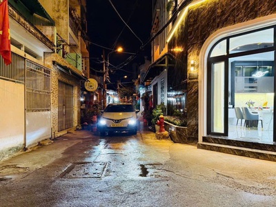 Nhà mới full nội thất  - hẻm xe thông thống nhất - diện dtsd 90m2 - 3 tầng giá 5tỷ 4