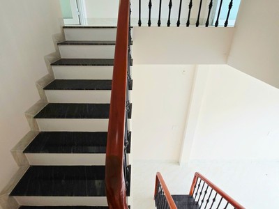 Bán nhà 2 tầng, 67m , 2pn, 2wc, q.9, 4.3 tỷ, sổ đỏ 2