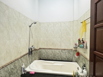 Bán nhà 72m , 6pn, 4wc, 4 tầng, linh trung, thủ đức - 8.9 tỷ 4