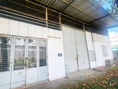 Bán nhà kho 360m2 siêu hiếm,ngang khủng 15m,2 mặt tiền đường 24m,gần vincom 1