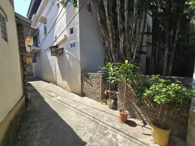 Bán đất phúc lợi   50m    mặt tiền rộng   giá 5 tỷ 2