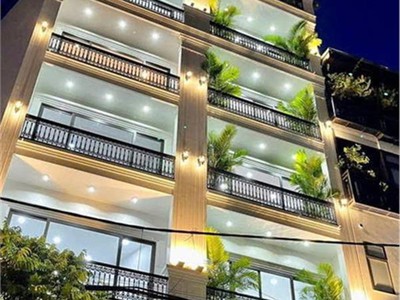 Bán nhà ngõ gốc đề to như phố giá 24,5 tỉ dọn vào ở ngay 0