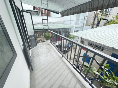 Bán nhà 1 trệt 1 lầu thủ đức,sổ hồng riêng đường xe hơi,chỉ 1,8 tỷ.duy nhất 1 căn 2