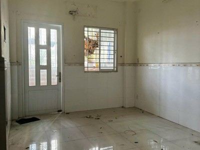 Bán nhà 34m2 tại âu dương lân, p rạch ông, q8, hcm, 4,5 tỷ, dòng tiền 8tr/th. hxh 2