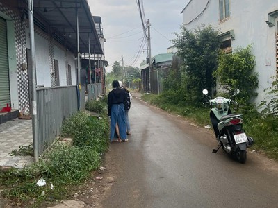 Bán nhà trọ trảng bom, 1 kiot và 4 phòng, giá 2.6 tỷ 2
