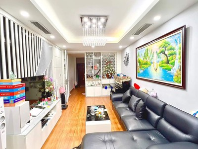 Nhà đẹp ở phùng chí kiên -phân lô ô tô - mặt ngõ kinh doanh - 2 thoáng trước  sau - full nội thất 0
