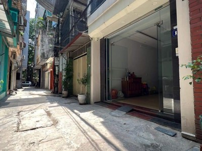 Nhà đẹp ở phùng chí kiên -phân lô ô tô - mặt ngõ kinh doanh - 2 thoáng trước  sau - full nội thất 3