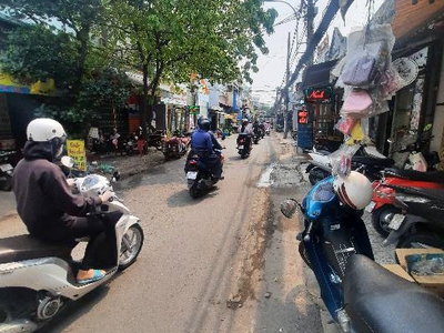 Bán nhà 34m2 tại âu dương lân, p rạch ông, q8, hcm, 4,5 tỷ, dòng tiền 8tr/th. hxh 0