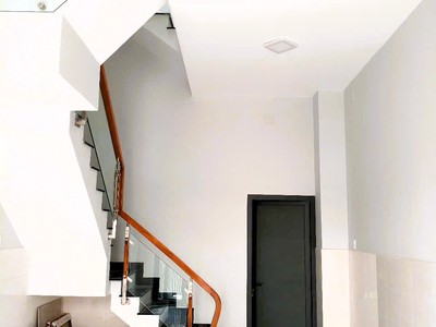 Cho thuê nhà nguyên căn đường 18, hiệp bình chánh 136m2 tiện kinh doanh 0