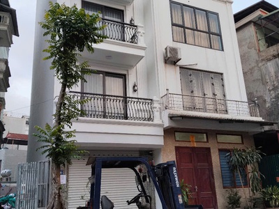 Nhà phân lô giang biên   ô tô vào nhà   gần vinhomes, cầu đông trù, chu huy mân 0