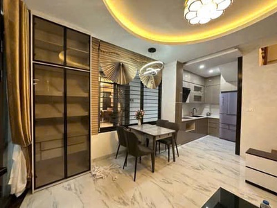 48m  x 5 tầng   thang máy   mặt tiền 7m   trần duy hưng   quá tiện dụng 0