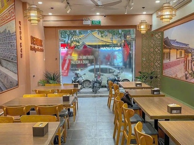 Mặt tiền quyền lực rộng 8,2m, dt 165m2, giá 76 tỷ. mặt phố nguyễn ngọc nại, thanh xuân. 1