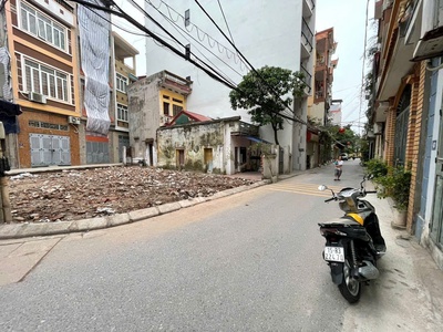 Phân lô   lô góc   ô tô tránh   2 mặt thoáng trước sau   gara   thang máy   ngõ thông   nở hậu   an 1