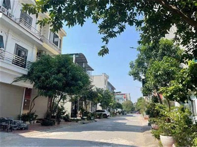 Bán đất- phúc đồng dtich 90m,mtien 6.5m,ôtô vào đất,lô góc,nở hậu,ngõ thông,nhỉnh 15 tỷ 0