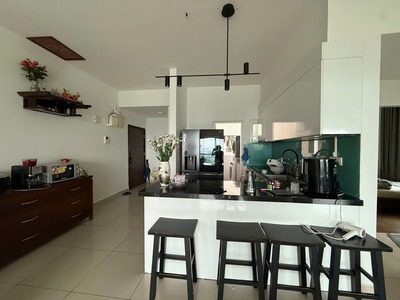 Bán nhà 2 tầng 102m2, lô góc 3 mặt thoáng, mặt Phố Phạm Khắc Quảng. Đối diện trường CVA 4